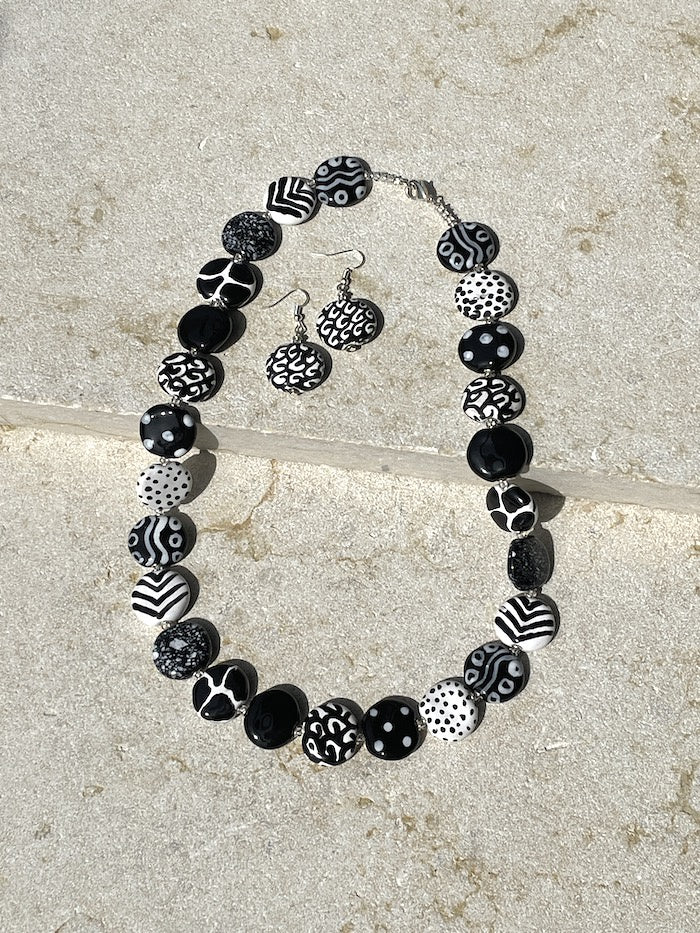 Kazuri Black & White Iran Necklace & Earrings Bundle