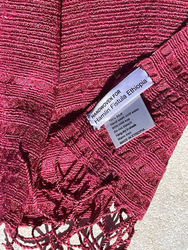 Queen Saba Shawl - Raspberry