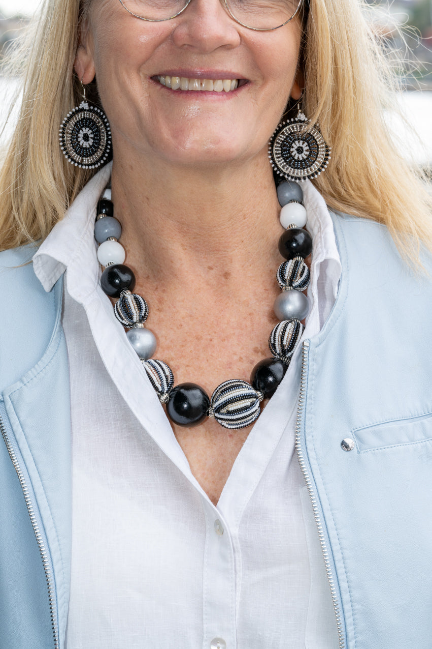 Bubble Necklace & Wheel Earrings Bundle - Black & White