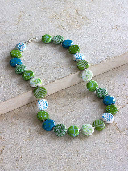 clay-beautiful-necklace-kenya-women-green-blue-multi-coloured-beads-pattern-jewellery