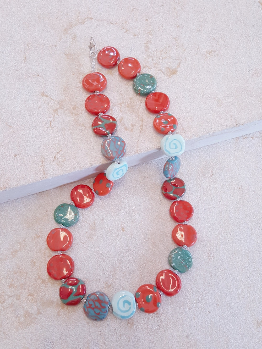 clay-beautiful-necklace-kenya-women-red-multi-coloured-beads-pattern-jewellery