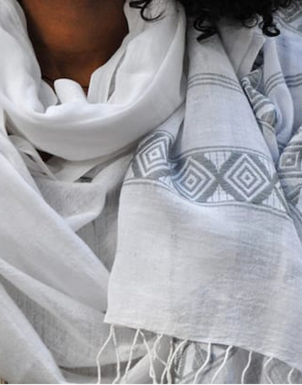    queen-taitu-shawl-white-silver-silk-cotton-ethiopia-handmade-scarf
