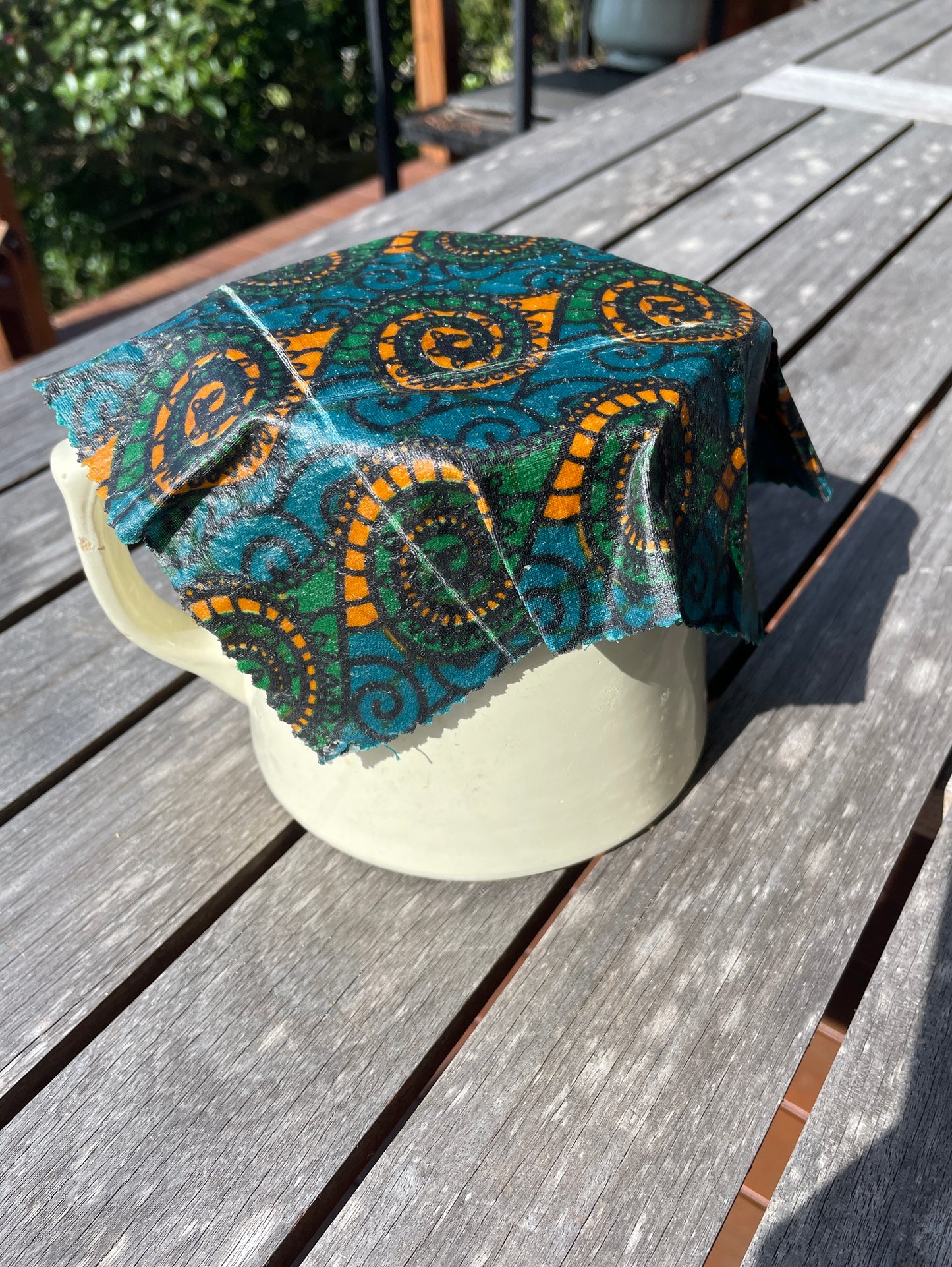 uganda-reusable-food wrap-eco friendly-plastic free-storage-african-cotton-fabric-natural beeswax-rosin-handmade-artisan-pattern-multicoloured